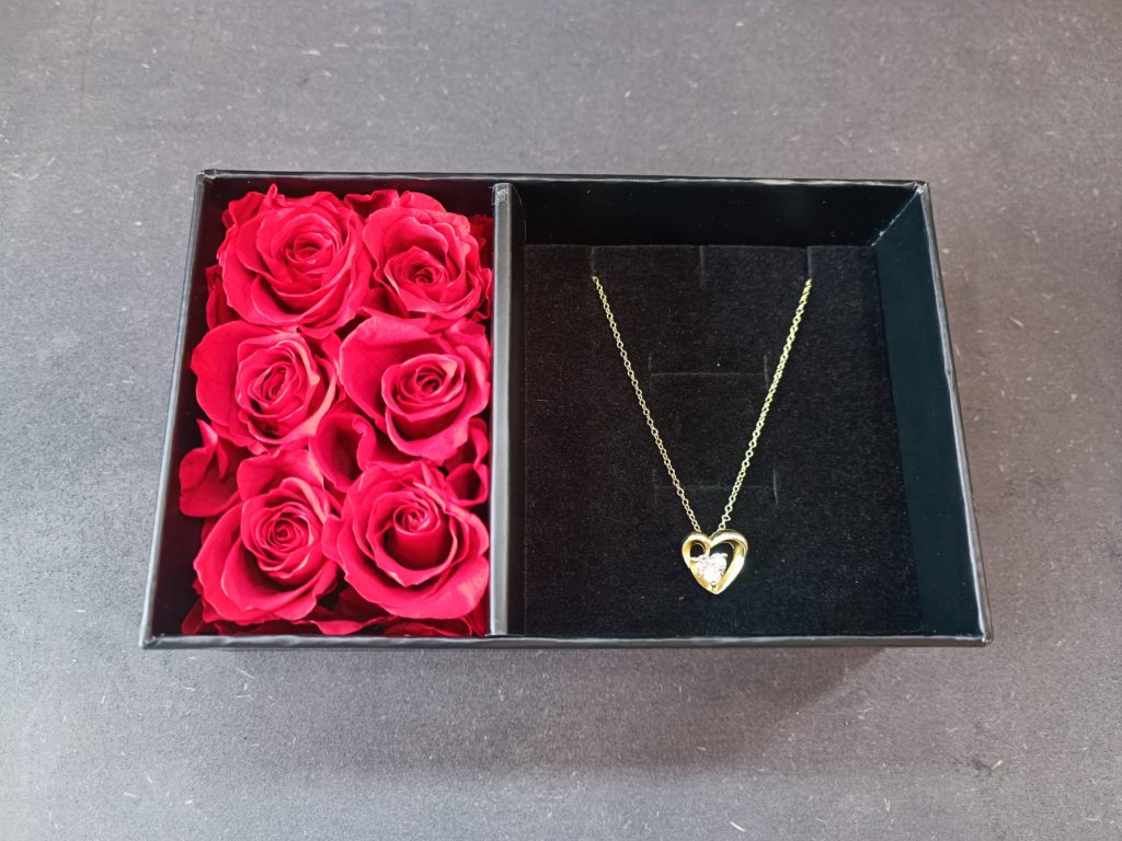 boite à bijoux roses éternelles