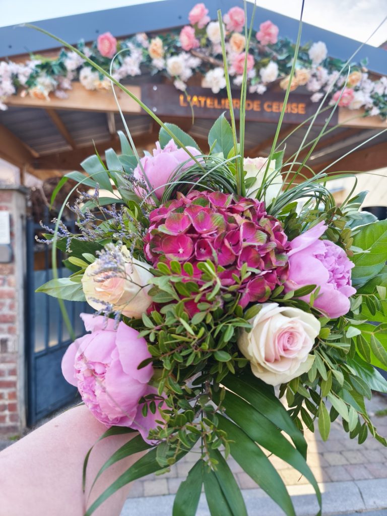 bouquet roses, pivoines, hortensia